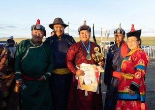 Победители чемпионата Тувы по стрельбе из национального лука